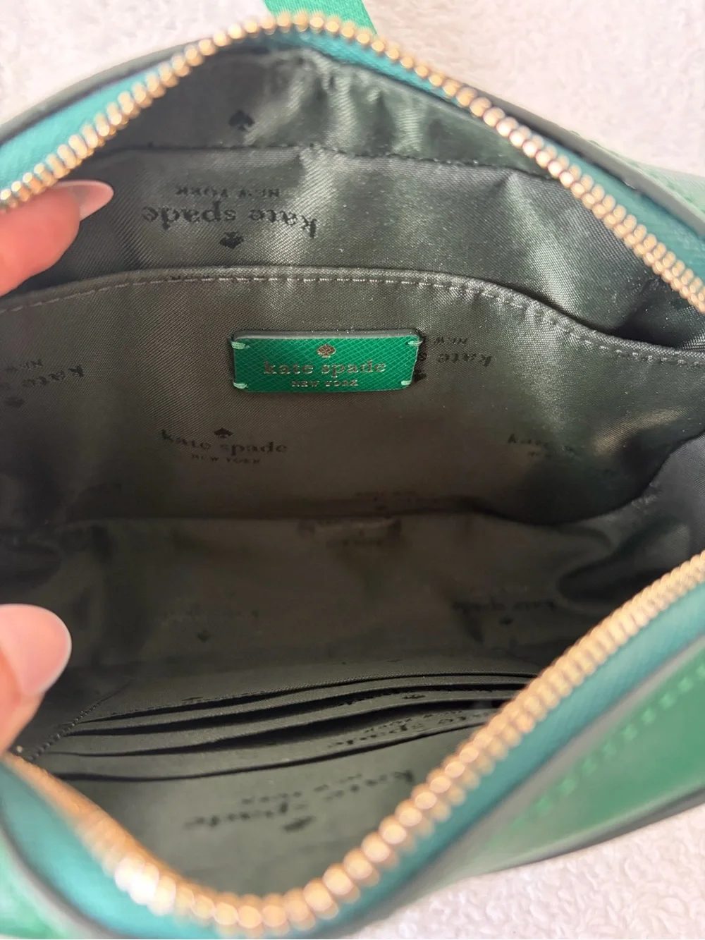 kate spade Green Leather Crossbody Bag with Gold Hardware - Picture 5 of 5